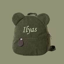 Lade das Bild in den Galerie-Viewer, "Personalisierter Teddyrucksack mit gesticktem Namen - Einzigartiges Accessoire für Kinder"