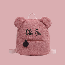 Lade das Bild in den Galerie-Viewer, "Personalisierter Teddyrucksack mit gesticktem Namen - Einzigartiges Accessoire für Kinder"